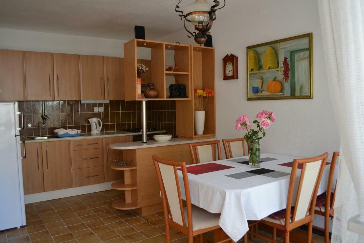 Apartment Jade Βόντιτσε Εξωτερικό φωτογραφία